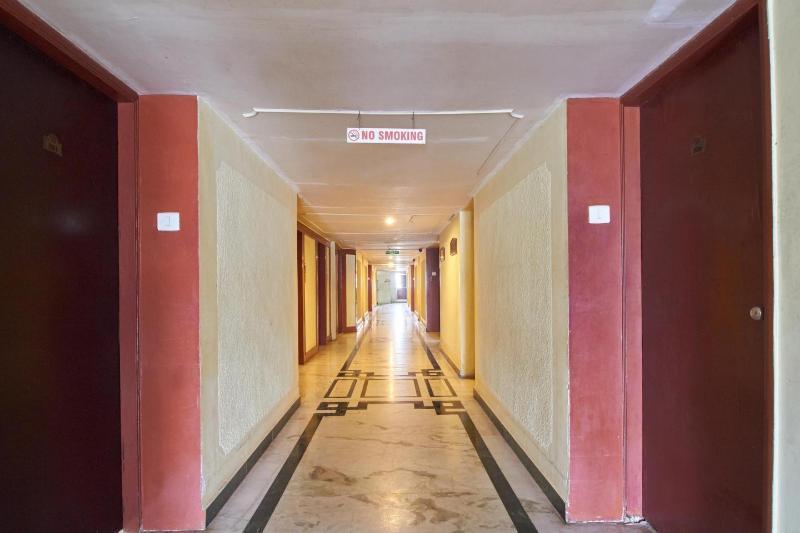 Hotel Dee Cee Manor شيناي المظهر الخارجي الصورة
